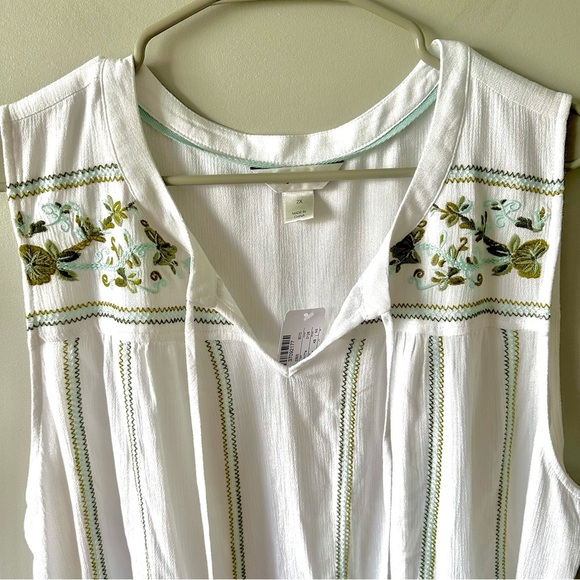 CJ Banks Green Floral Embroidered Tank Top Size 2X Boho Coastal Festival - Picture 2 of 13